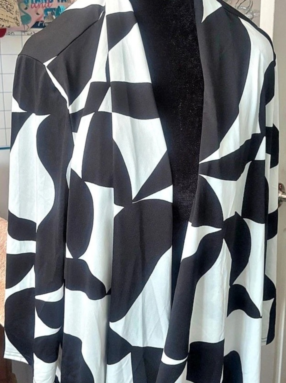 Zac & Rachel Abstract Black & White Button Down 1X Like New